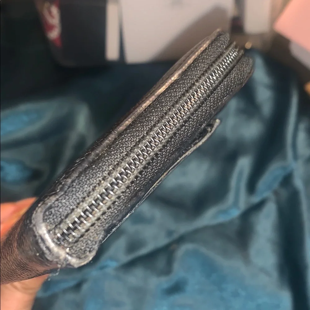 Chanel Black Caviar Leather Wallet Great Condition - Picture 3 of 10